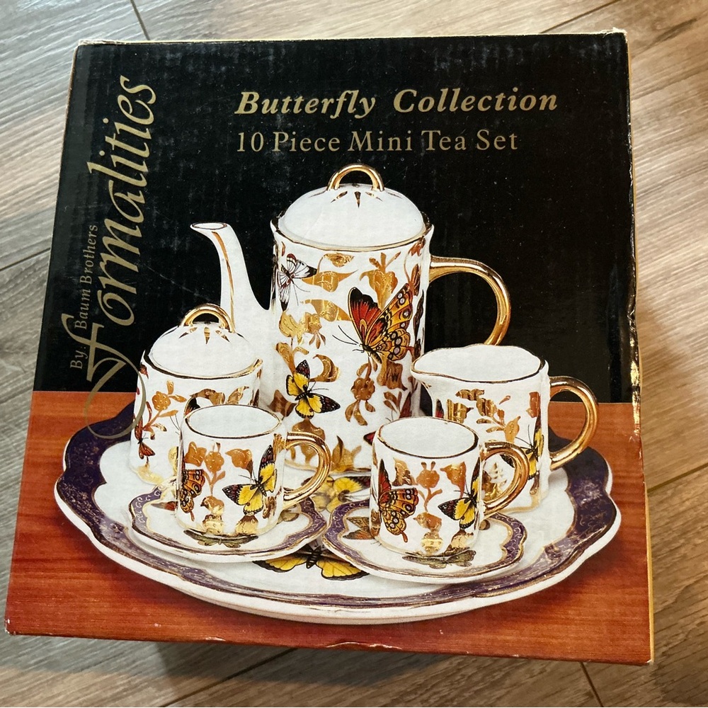 NIB Formalities 10 Piece Mini Butterfly Tea Set by Baum Brothers